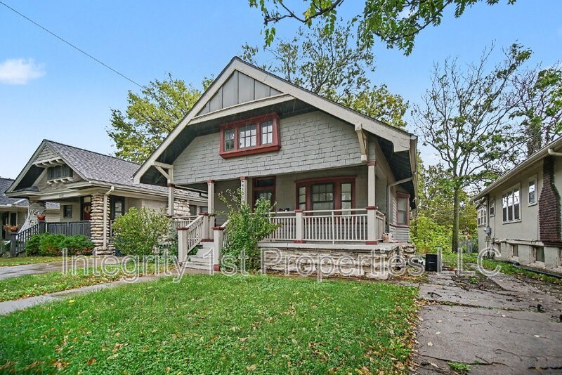 4431 Jefferson St - Photo 3 of 16