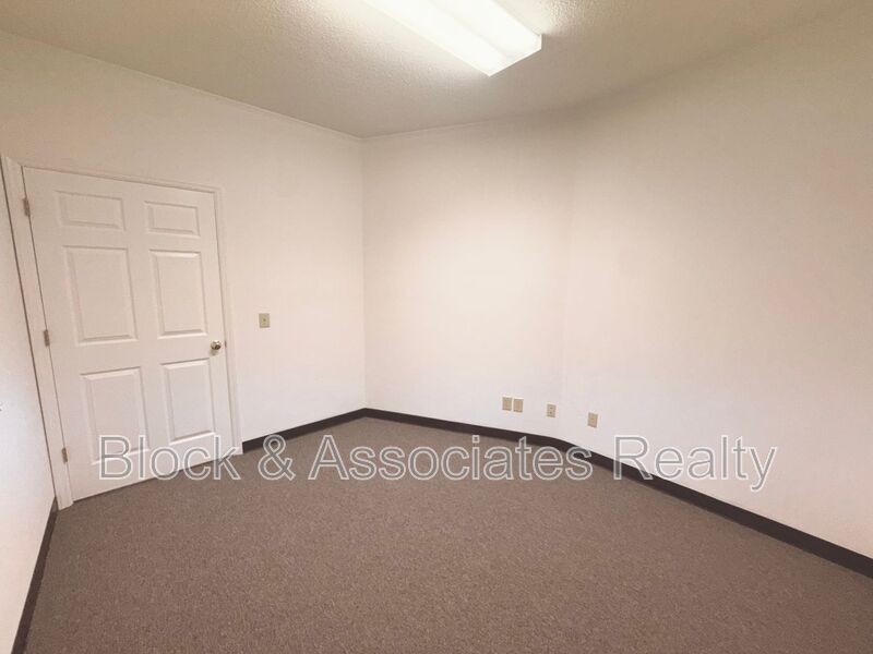 131 Dublin Square Rd #G - Photo 5 of 12