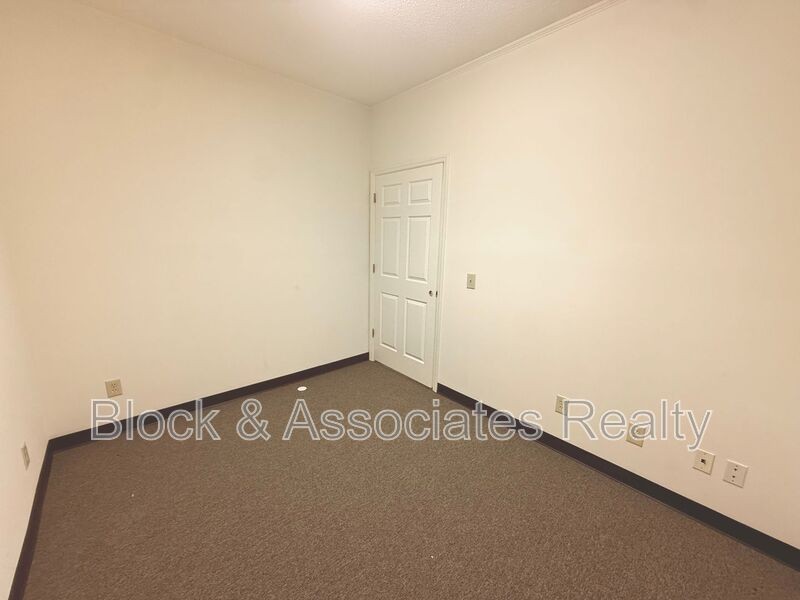 131 Dublin Square Rd #G - Photo 6 of 12