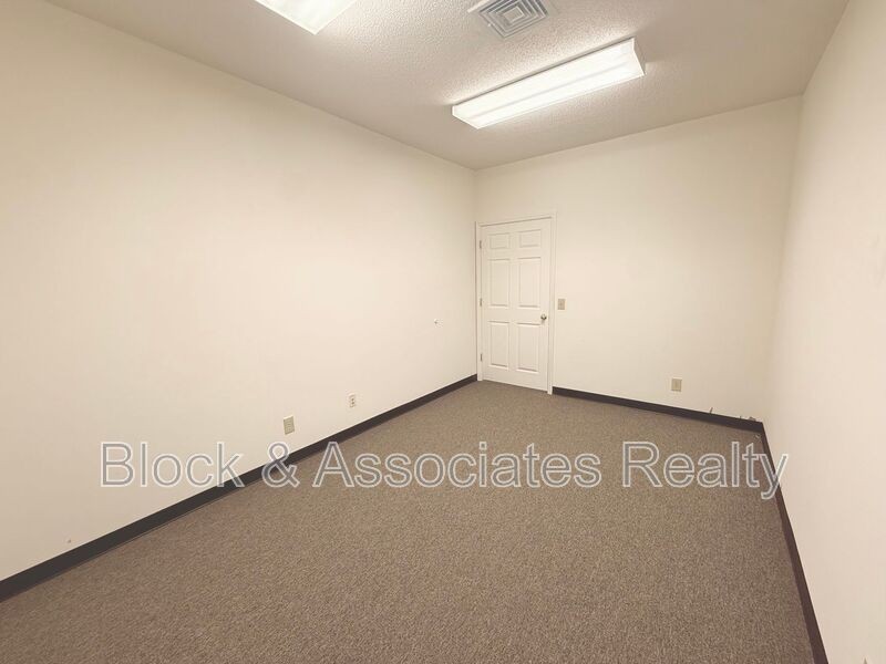 131 Dublin Square Rd #G - Photo 7 of 12