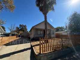 featured image of 2378 Cambridge St