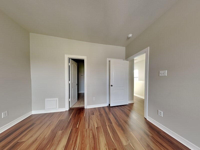 4206 Alvin St #A - Photo 6 of 12