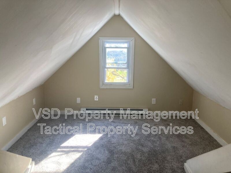 12601 Oak Park Blvd - Photo 4 of 19