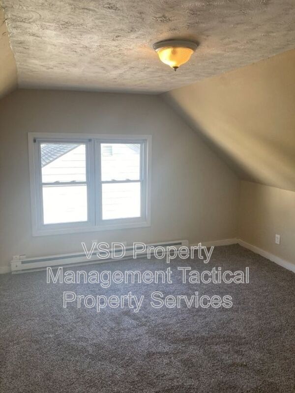 12601 Oak Park Blvd - Photo 7 of 19