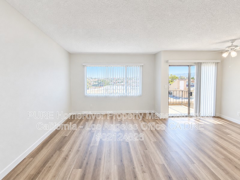 505 N Irena Ave #203 - Photo 2 of 14