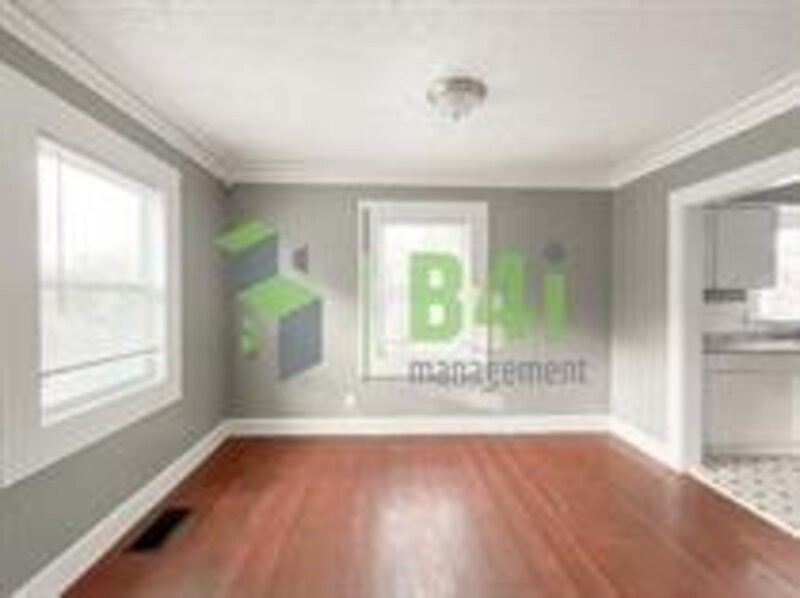 800 Fulton Ave - Photo 6 of 9