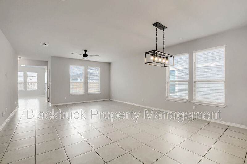 345 Ancellotta Way - Photo 4 of 29