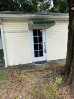 featured image of 711 N Rockingham Ave