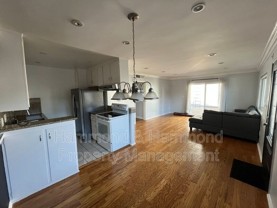 5726 Woodman Ave #4 - Photo 1 of 1