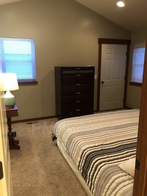 3321 N 27th Ave #1 - Photo 6 of 10