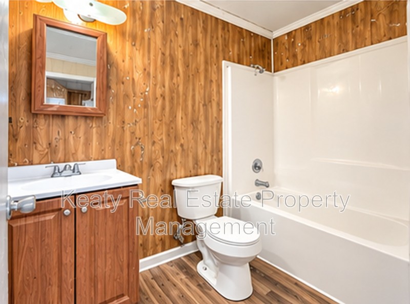 120 Sternberg Dr - Photo 5 of 7