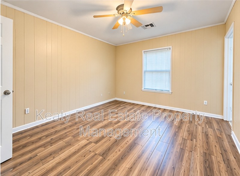 120 Sternberg Dr - Photo 7 of 7