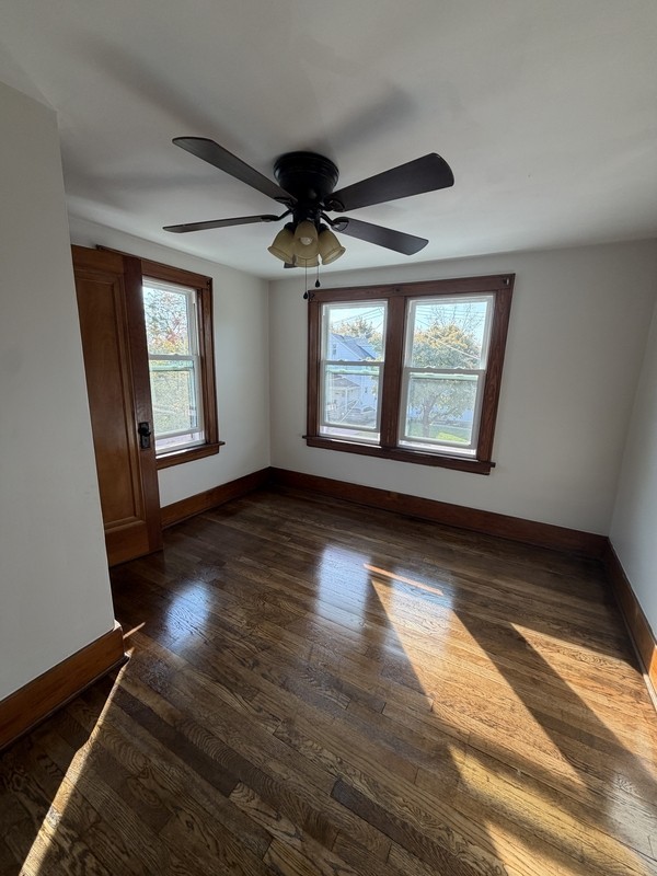 1009 Pardee Ave - Photo 7 of 10