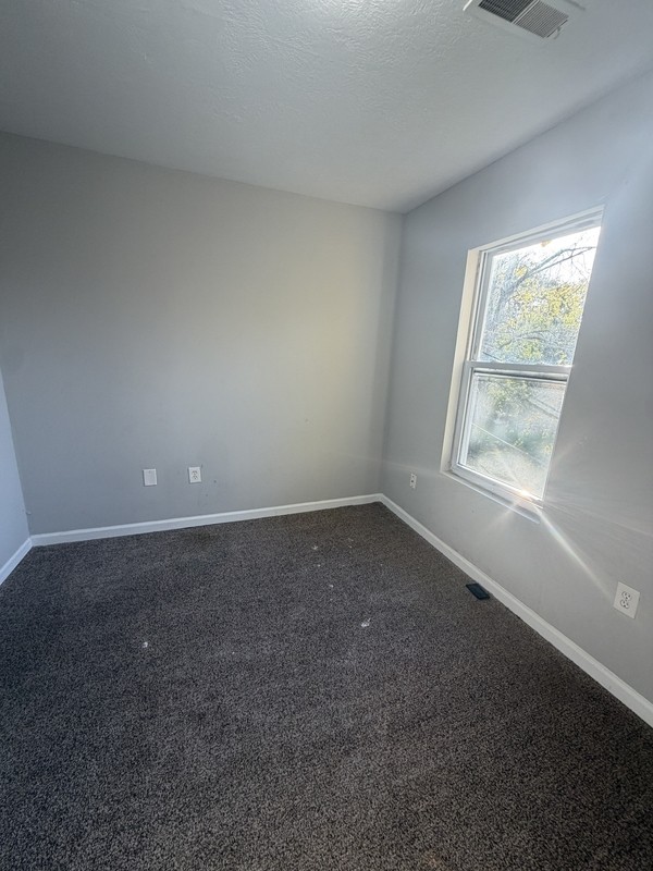 7006 Claasen Ave - Photo 6 of 6