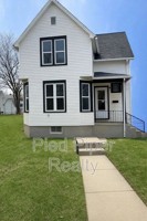 featured image of 719 S Walnut Ave