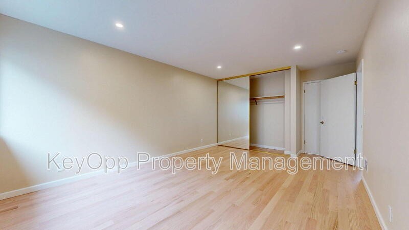 64 Karen Ct - Photo 5 of 26