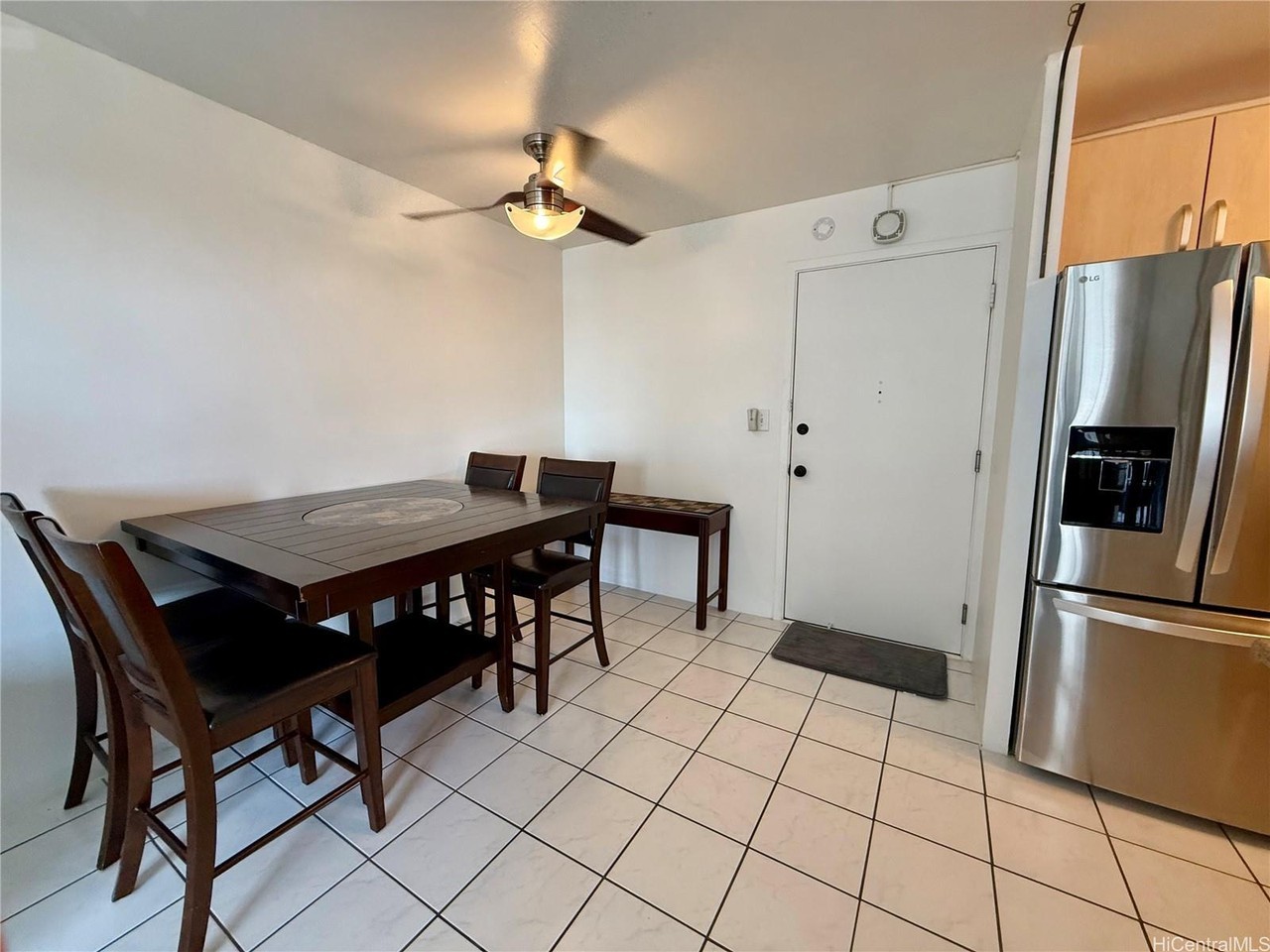 775 Kinalau Pl #404 - Photo 6 of 10
