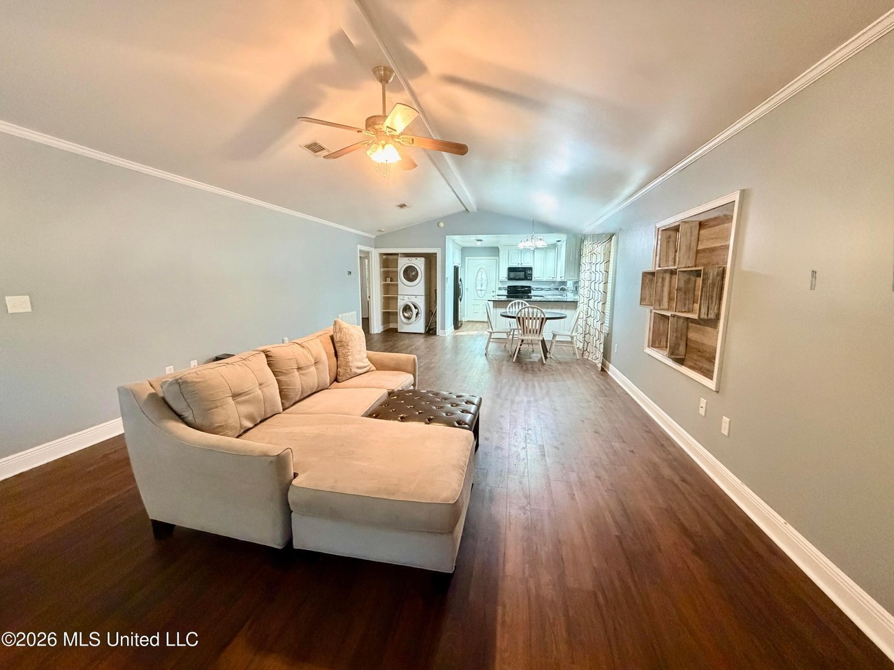 116 Sycamore Dr - Photo 7 of 13