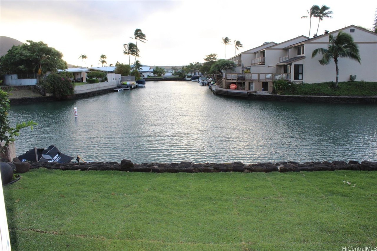 6255 Kawaihae Pl #A - Photo 3 of 25