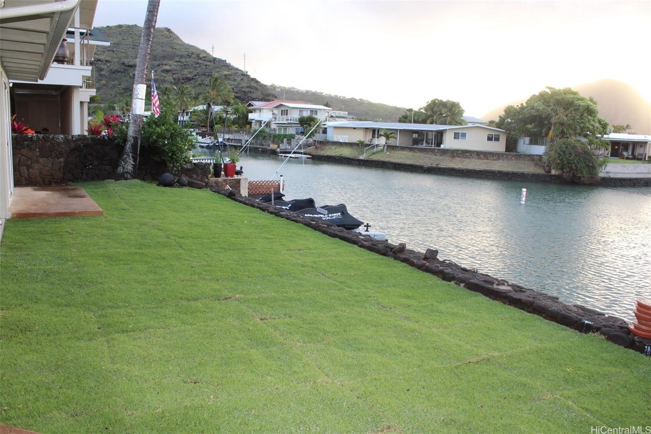6255 Kawaihae Pl #A - Photo 4 of 25