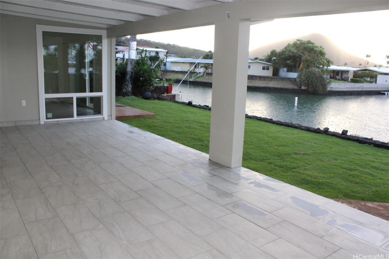 6255 Kawaihae Pl #A - Photo 5 of 25
