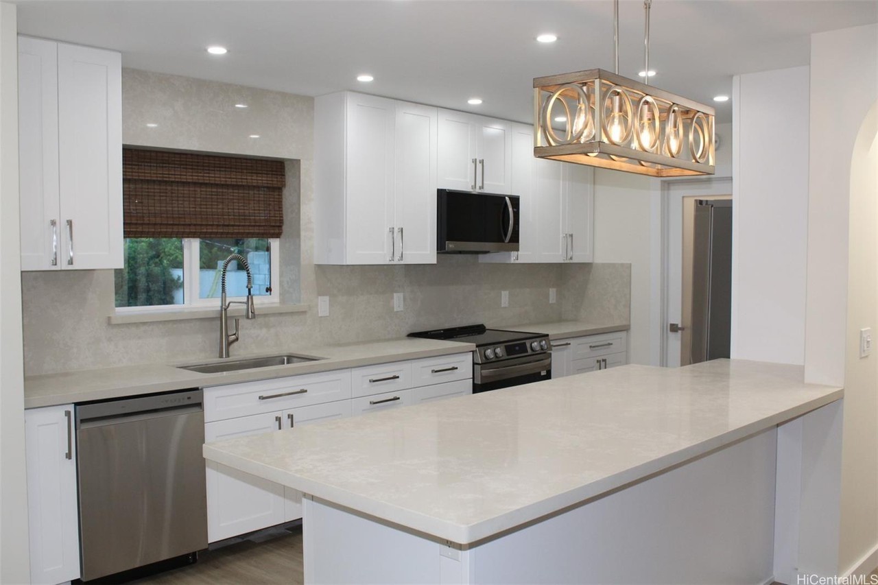 6255 Kawaihae Pl #A - Photo 6 of 25