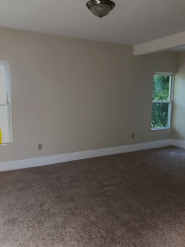 27 Fremont St - Photo 3 of 8