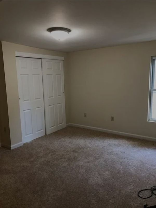 27 Fremont St - Photo 4 of 8