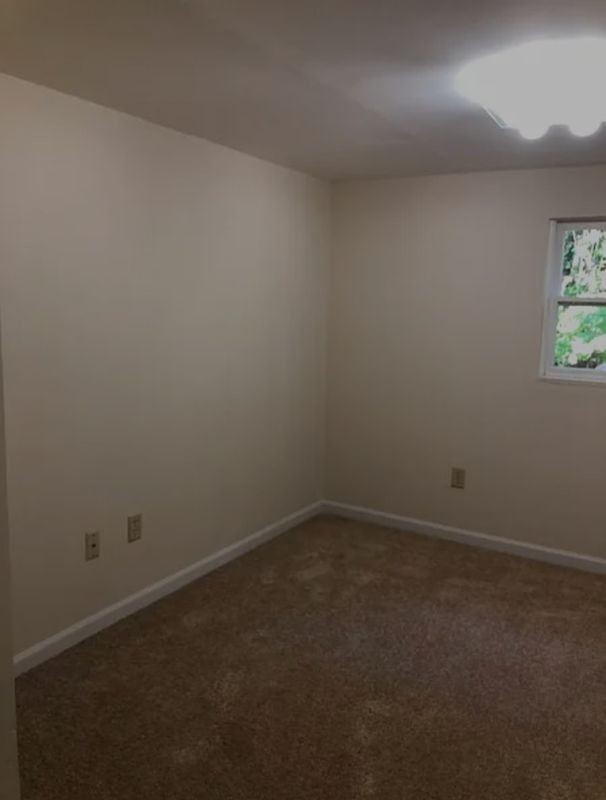 27 Fremont St - Photo 5 of 8
