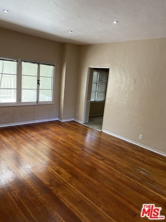 476 Landfair Ave ##104 - Photo 3 of 12