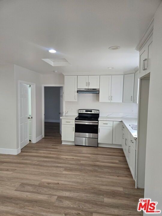 15251 Mystic St - Photo 5 of 13