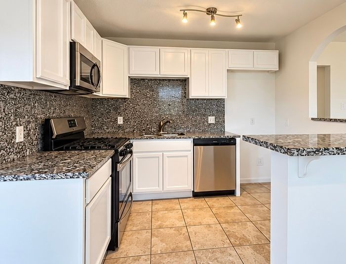 2304 Prentiss Ave - Photo 2 of 11