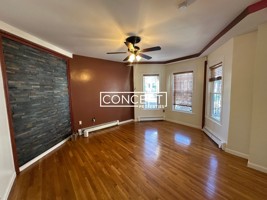 featured image of 94 Copeland St #1