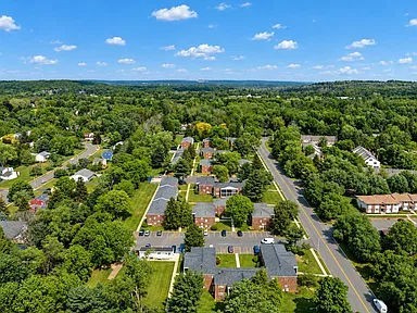 607C Kingston Terrace Dr - Photo 4 of 13