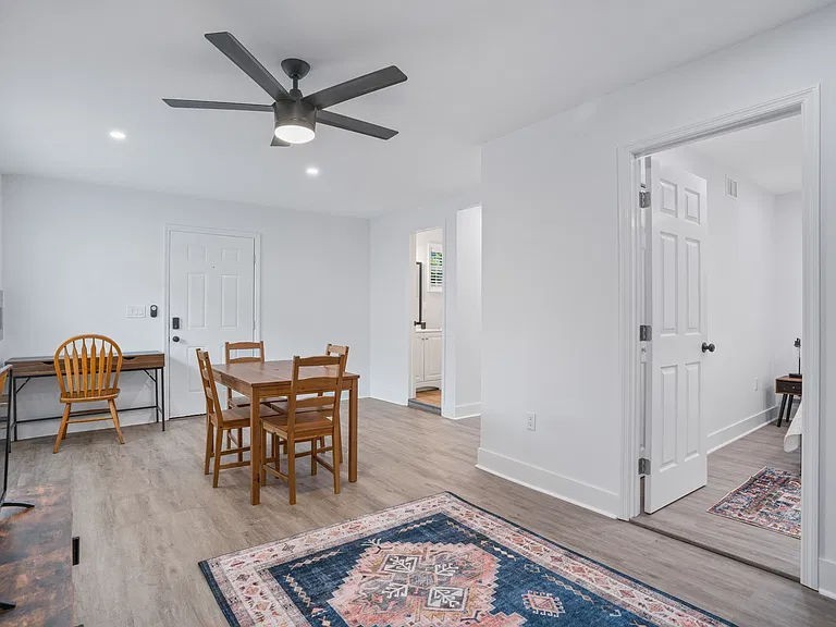 1209 E 26th Ave #B - Photo 2 of 12