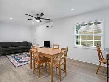 1209 E 26th Ave #B - Photo 4 of 12