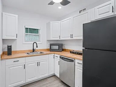 1209 E 26th Ave #B - Photo 6 of 12