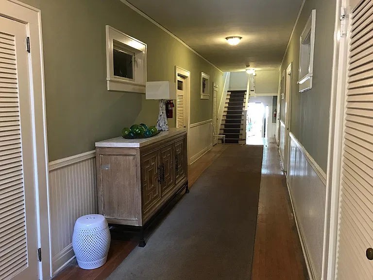 916 Bromley Rd #3 - Photo 7 of 19