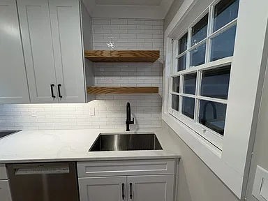 1412 Kenilworth Ave #3 - Photo 7 of 21