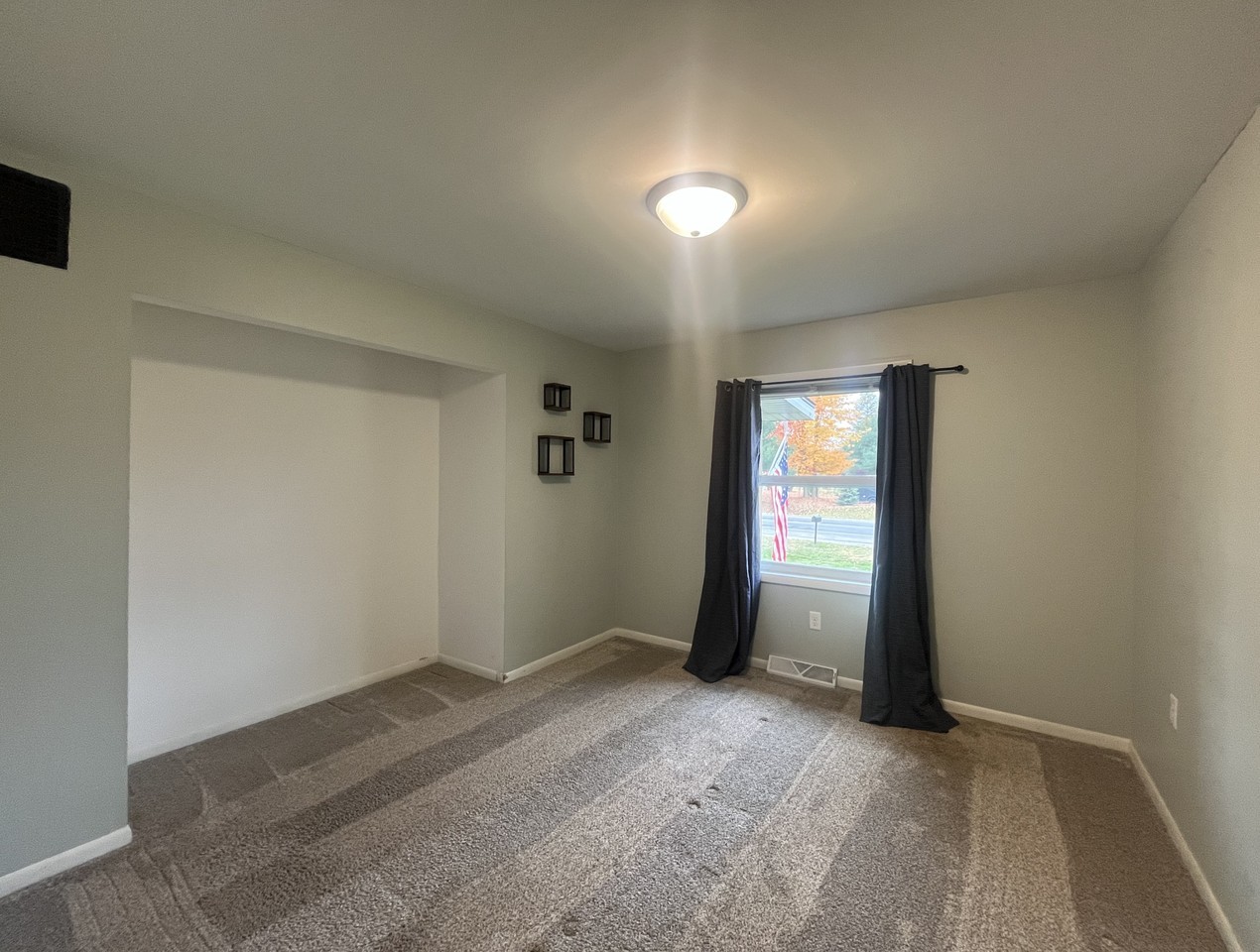 8432 Alpine Ave - Photo 5 of 13