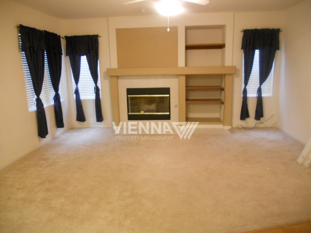 334 Anacapa Dr - Photo 4 of 21