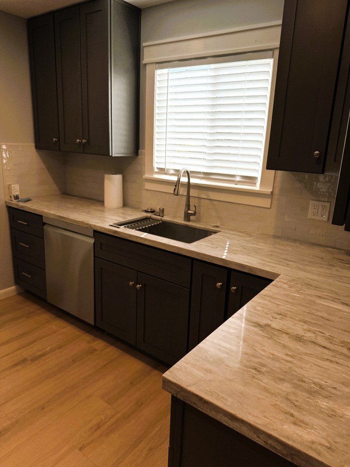 233 Carrizo St - Photo 7 of 30