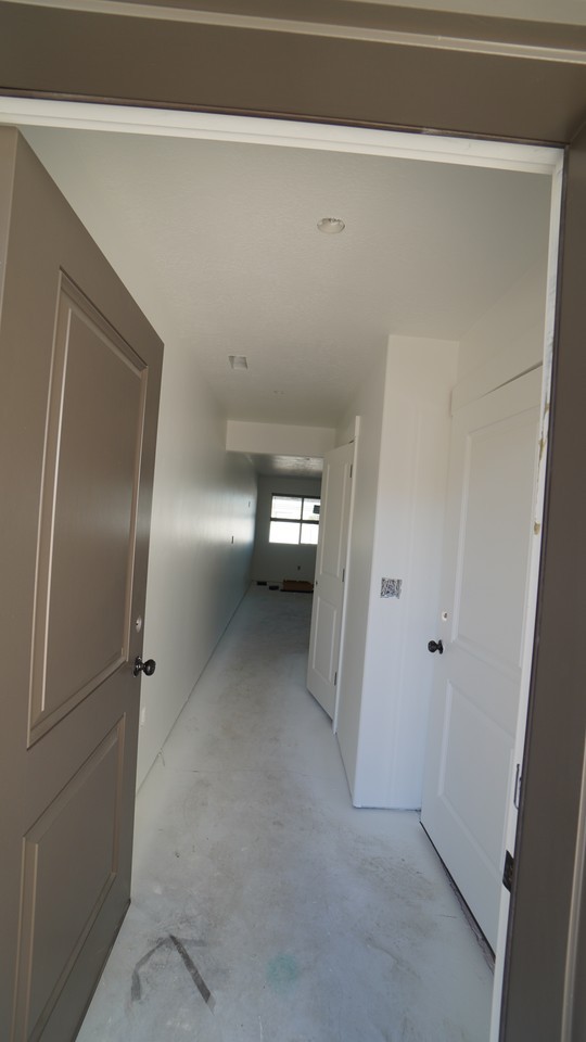 295 N Liberty Cove Dr - Photo 2 of 18