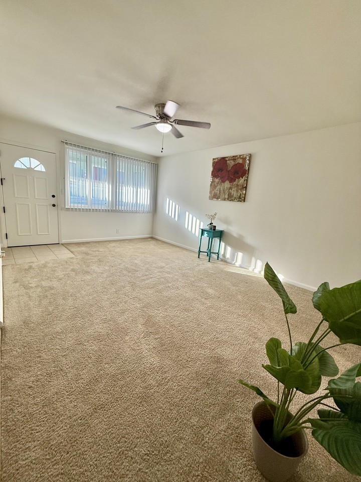 1006 E Imperial Ave #5 - Photo 2 of 17
