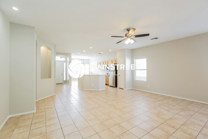 12388 W Sherman St - Photo 5 of 16