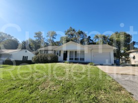 1220 Old Manor Rd - Photo 1 of 1