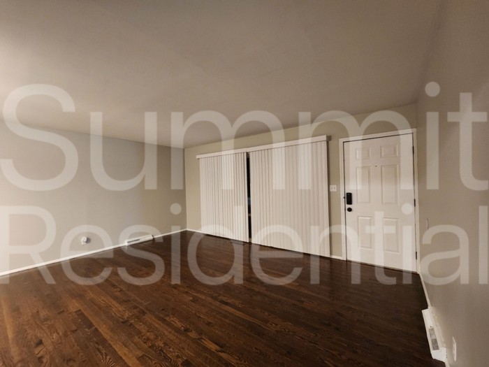 1220 Old Manor Rd - Photo 2 of 26
