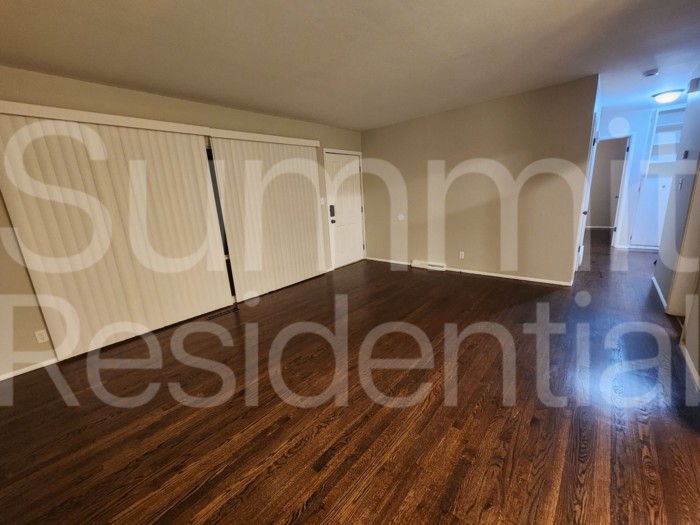 1220 Old Manor Rd - Photo 4 of 26