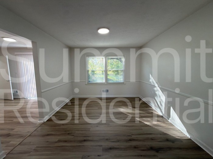 11322 Prince George Ct - Photo 4 of 11