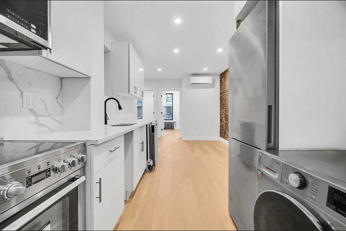 143 Ludlow St #3A - Photo 4 of 5
